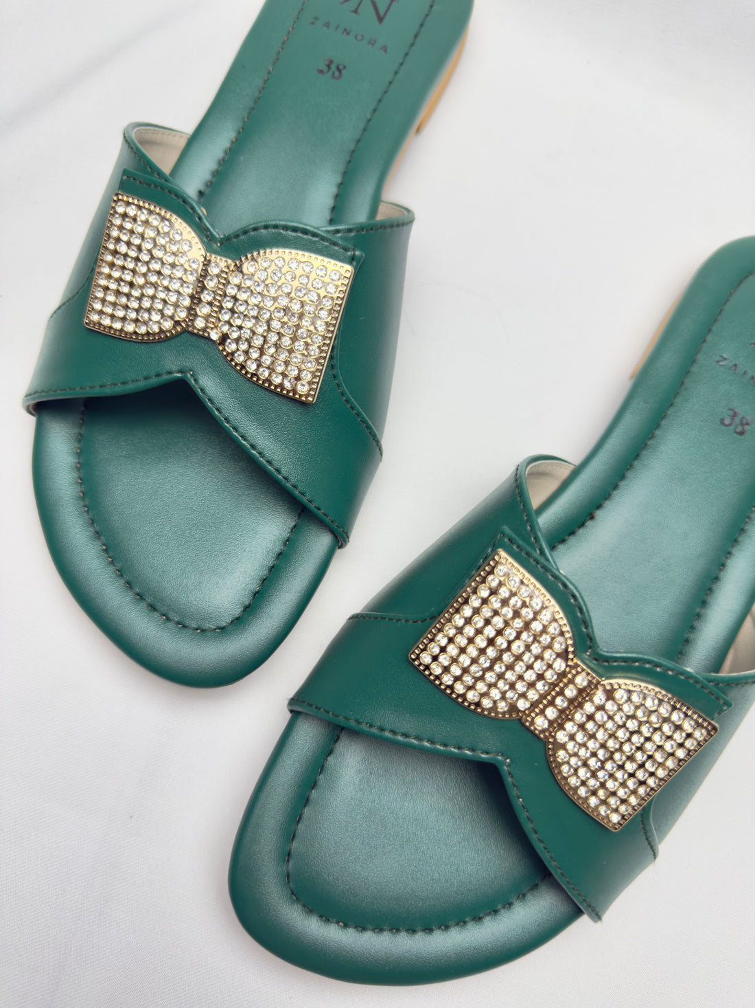 Elegant Bow Slide for Women