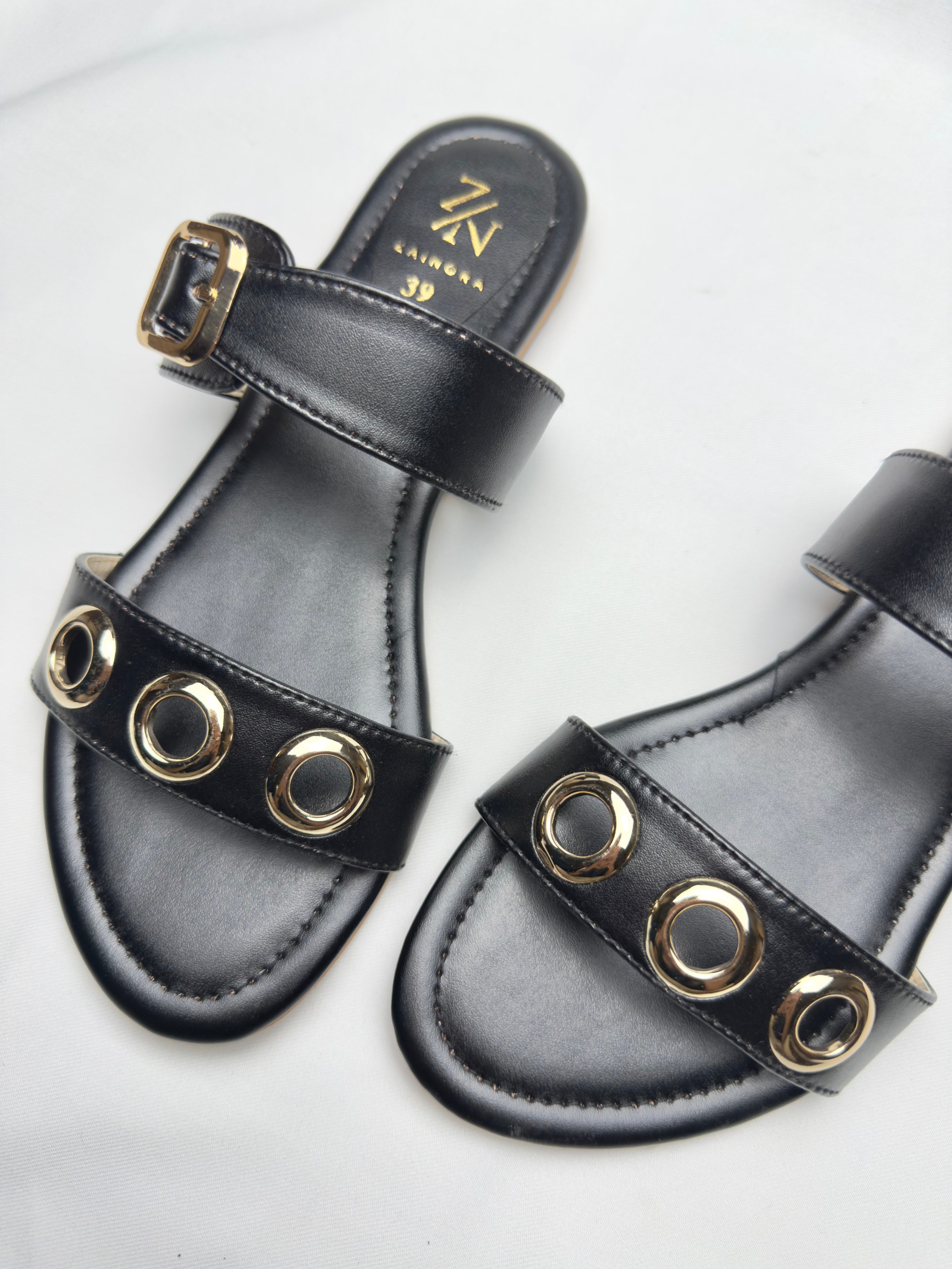 Bold Buckle Strap for Women