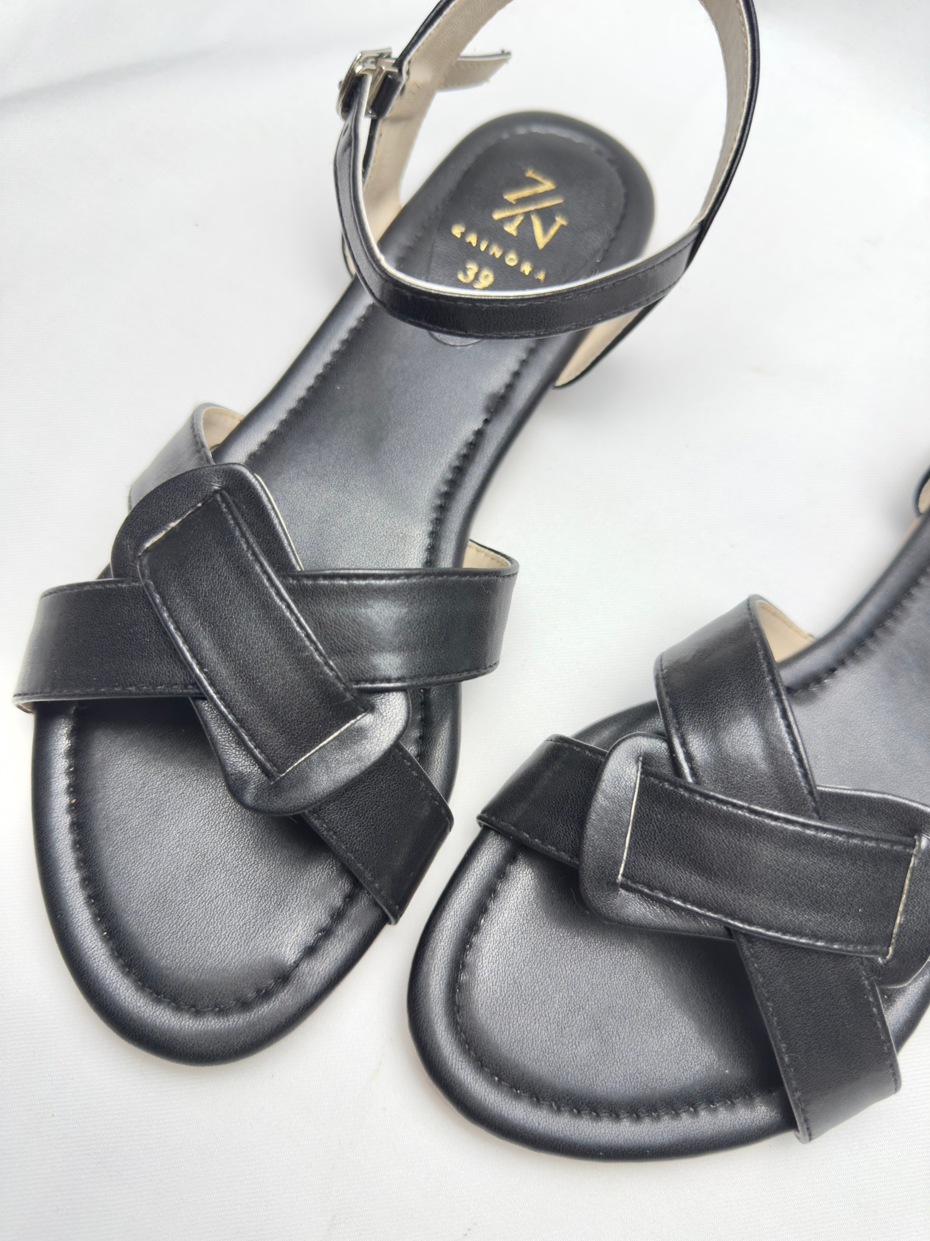 Women's Flat Ankle Strap Sandals