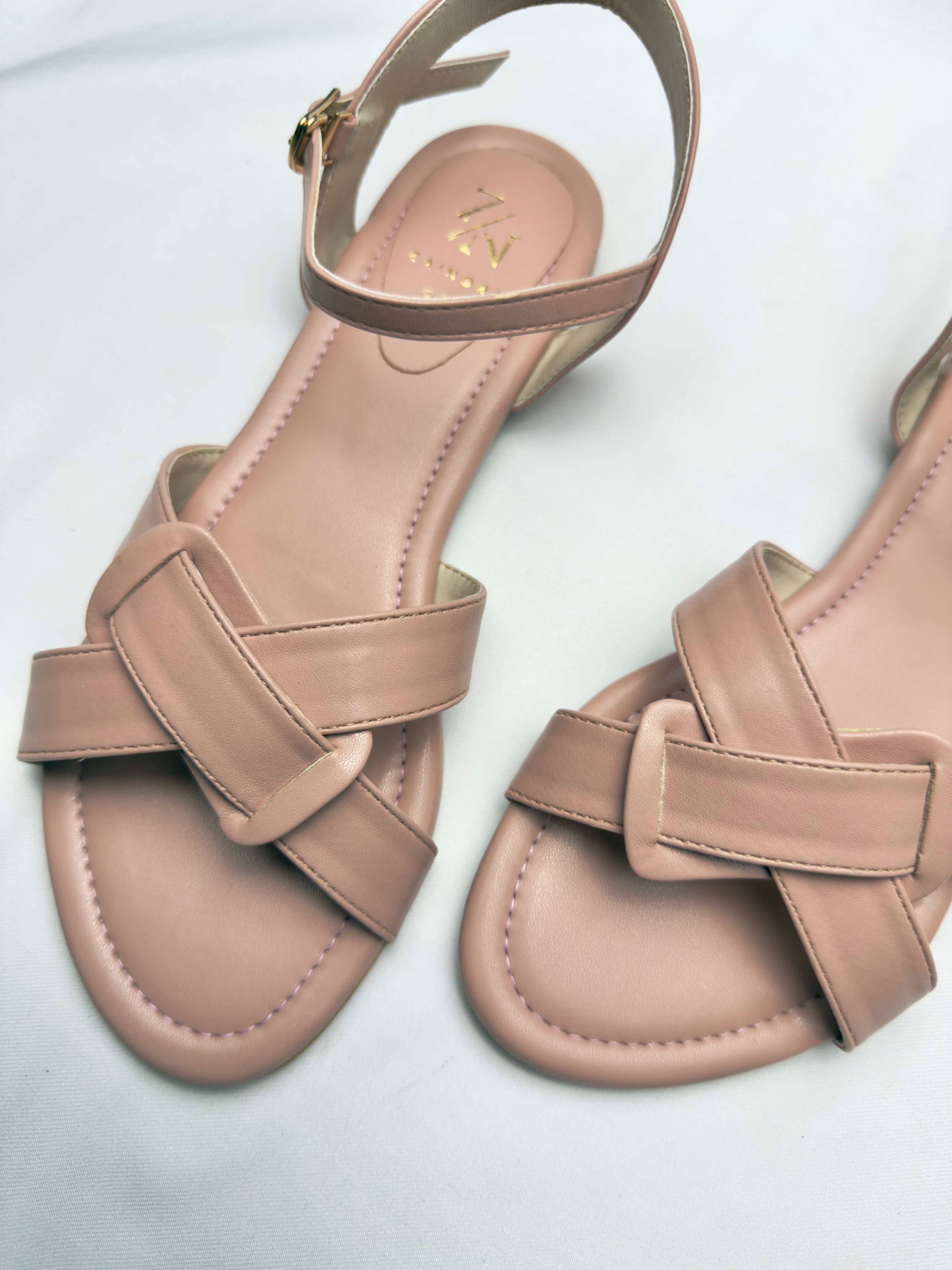 Women's Flat Ankle Strap Sandals