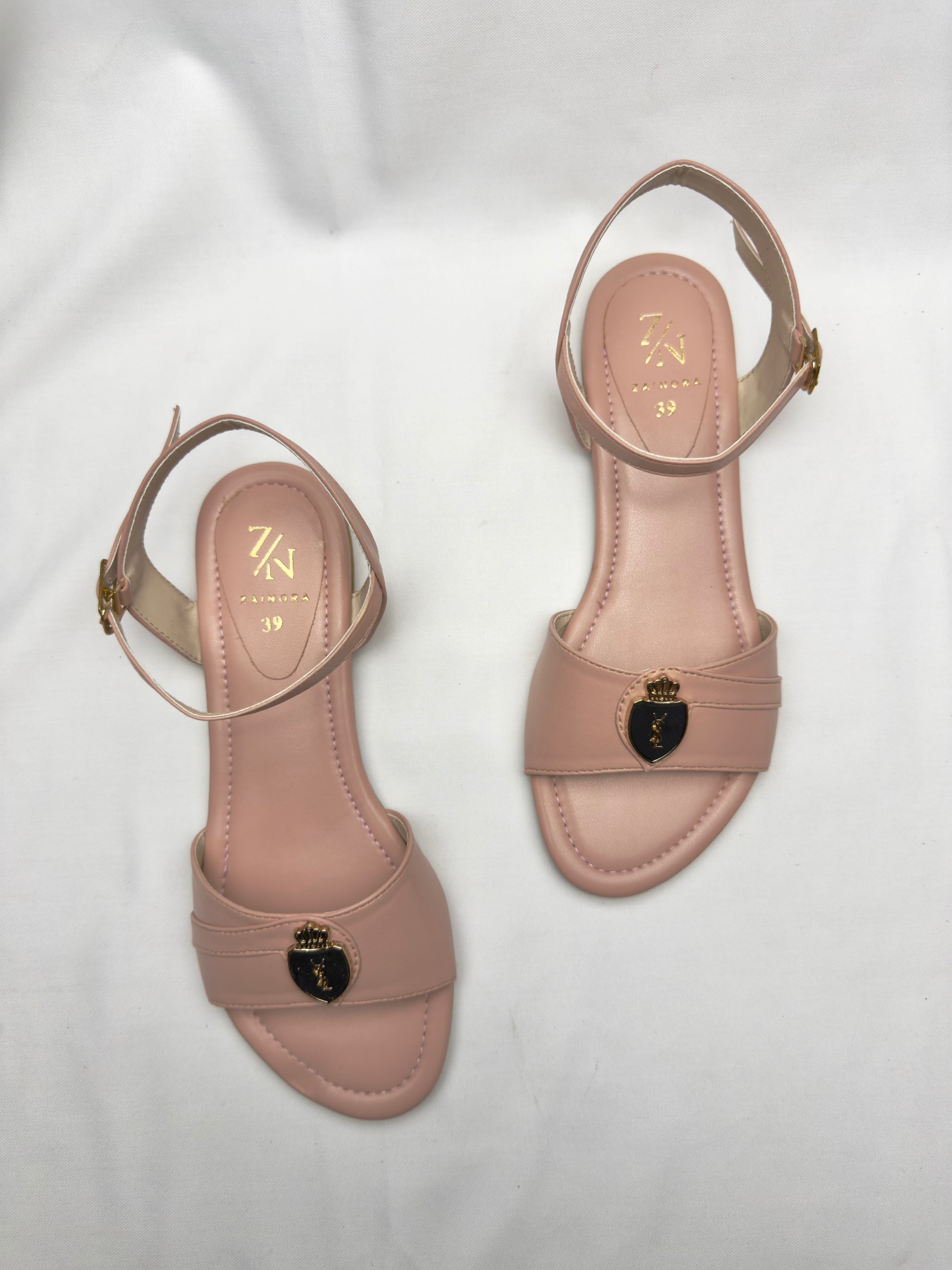 Women's Crest Buckle Flat Sandals